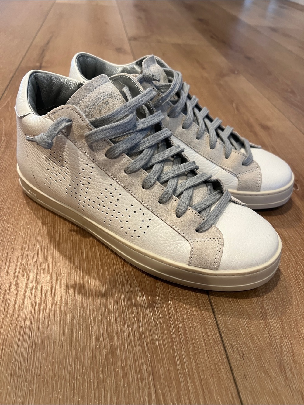 P448 Sneakers